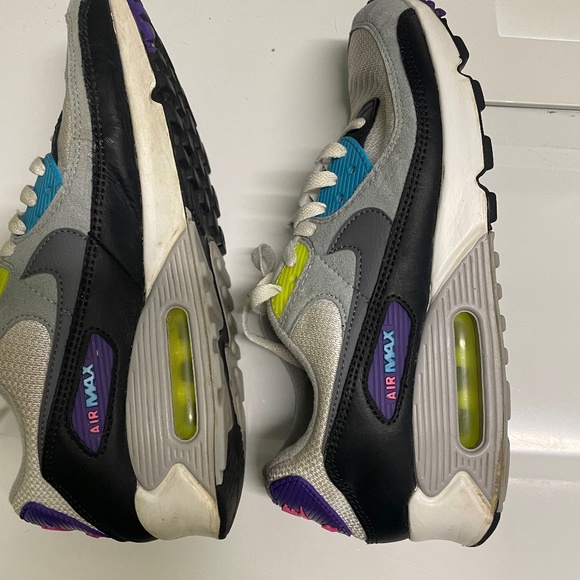 Airmax 270 - Picture 1 of 4
